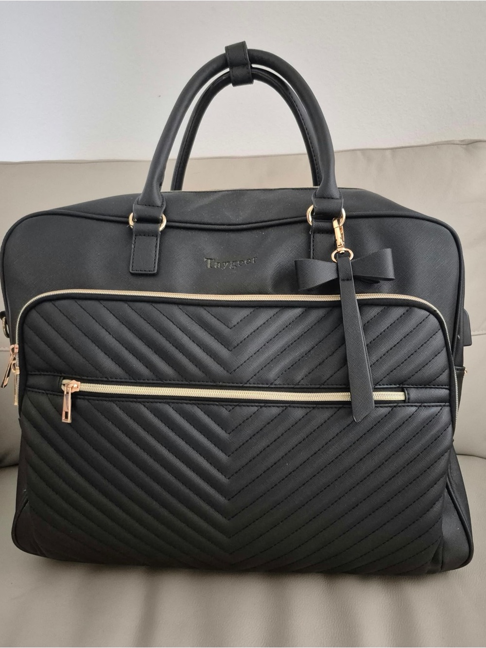 Taygeer Black Quilted Laptop Bag with Gold Hardware